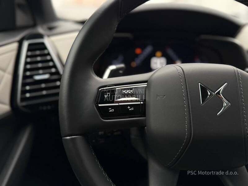 DS 7 Rivoli/Led/Nav
