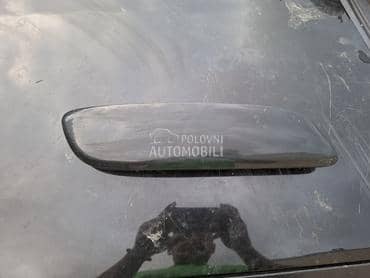 desna lajsna prednjeg branika za Peugeot 307