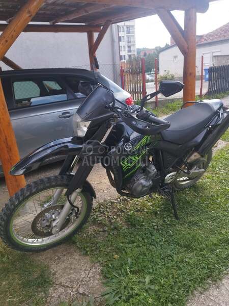 Yamaha XT660R