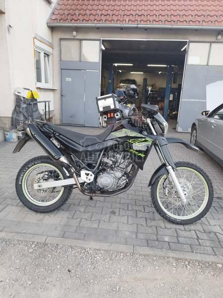 Yamaha XT660R