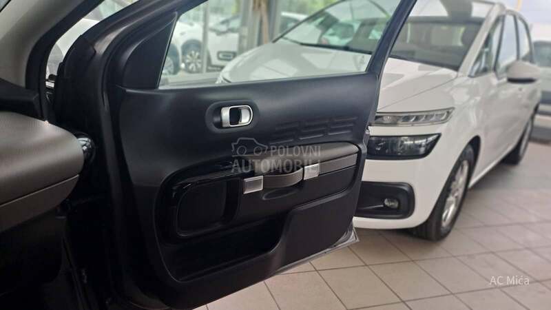 Citroen C4 Cactus 1.5 BLU NAV ALU LED