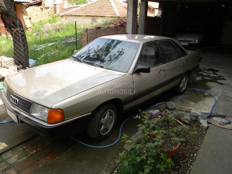 Audi 100 CC