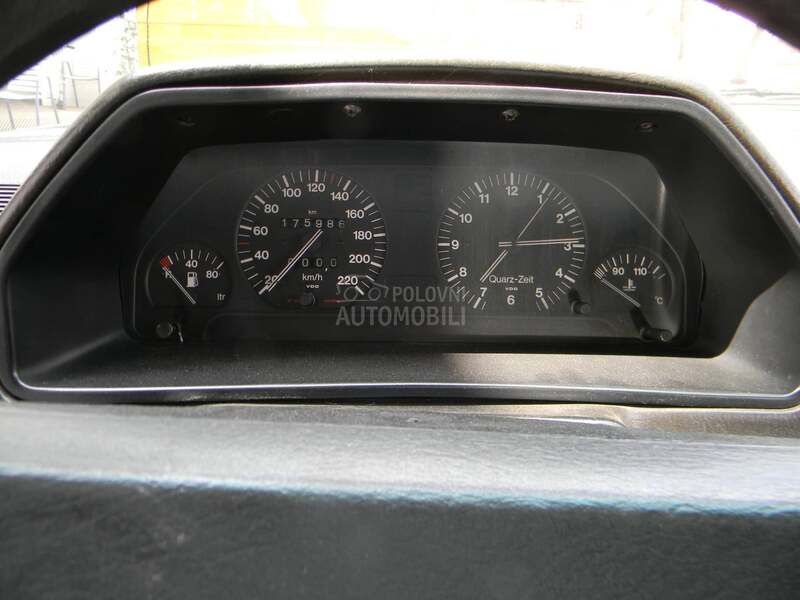 Audi 100 CC