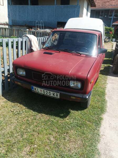 Zastava Poly 