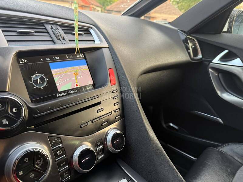 Citroen DS5 1.6e-hdi aut/p.a.n.o