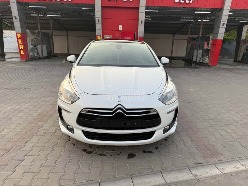 Citroen DS5 1.6e-hdi aut/p.a.n.o