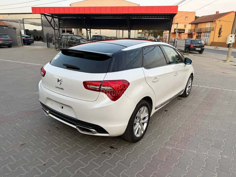 Citroen DS5 1.6e-hdi aut/p.a.n.o