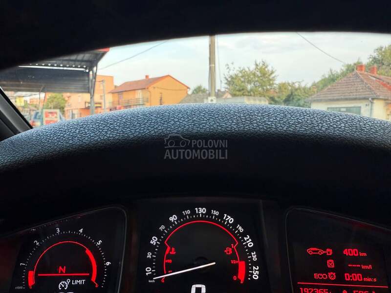 Citroen DS5 1.6e-hdi aut/p.a.n.o
