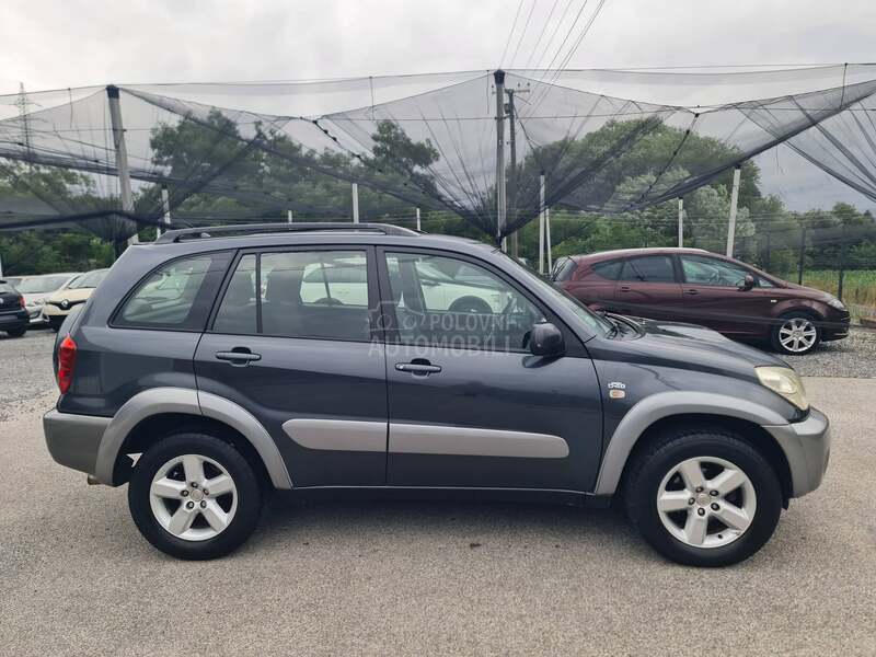 Toyota RAV 4 