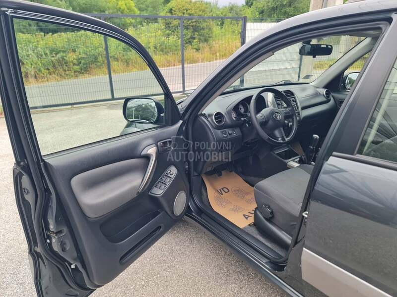 Toyota RAV 4 