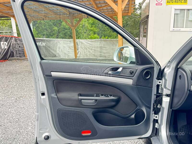 Škoda Octavia 1.6 TDI BESPREK0RNA