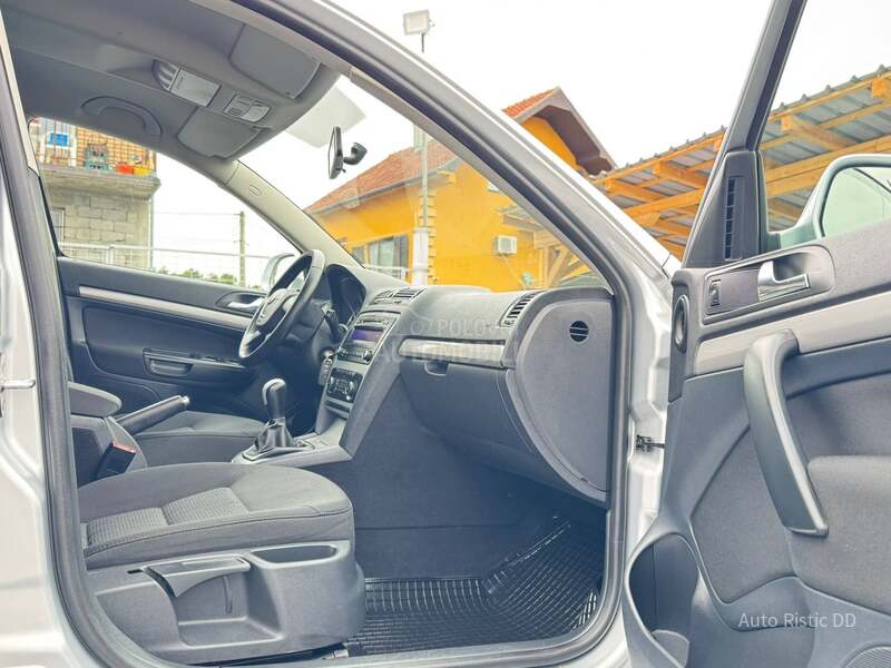Škoda Octavia 1.6 TDI BESPREK0RNA