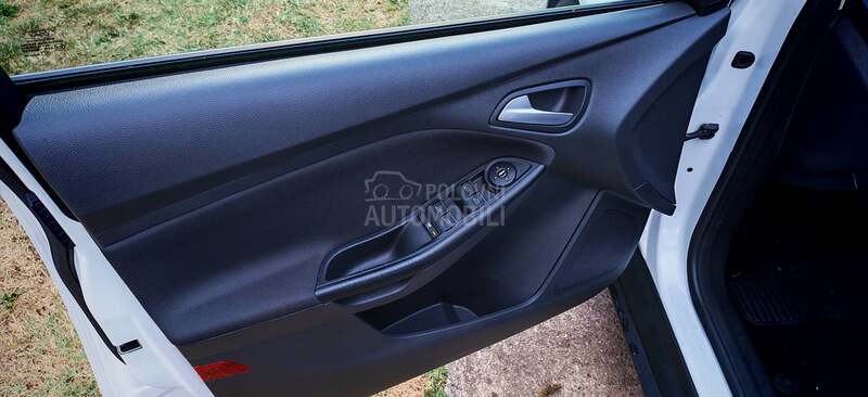 Ford Focus 1.0 ecoboost CH 0pis