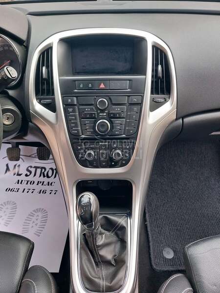 Opel Astra J 1.7 CDTI