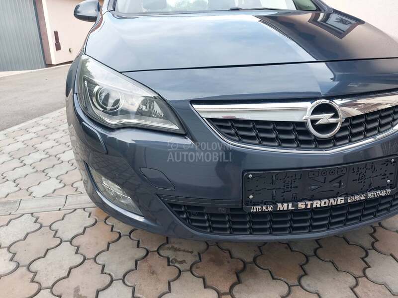 Opel Astra J 1.7 CDTI