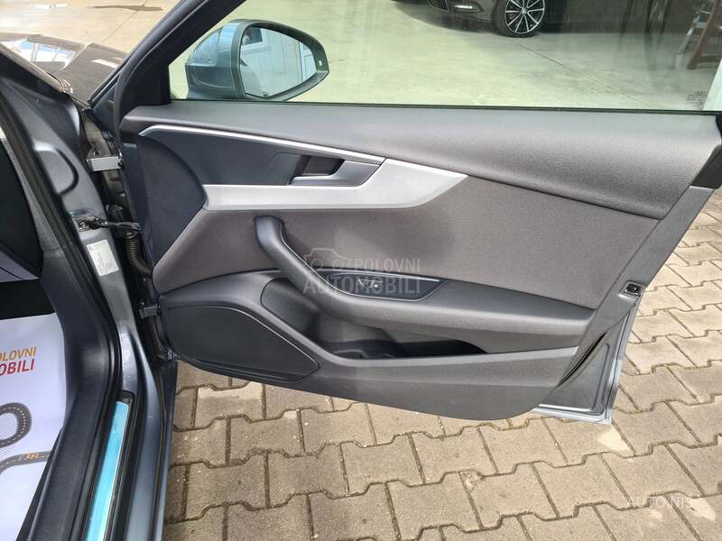 Audi A4 2.0 TDI PREMIUM