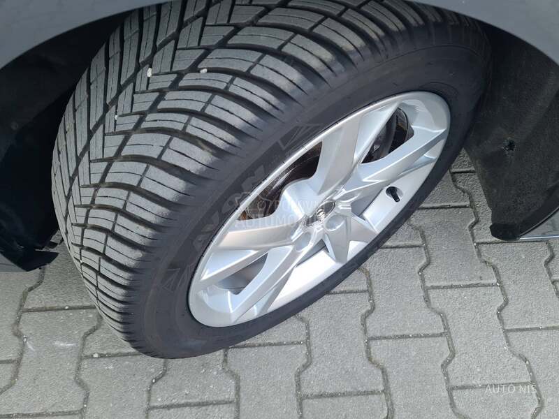 Audi A4 2.0 TDI PREMIUM