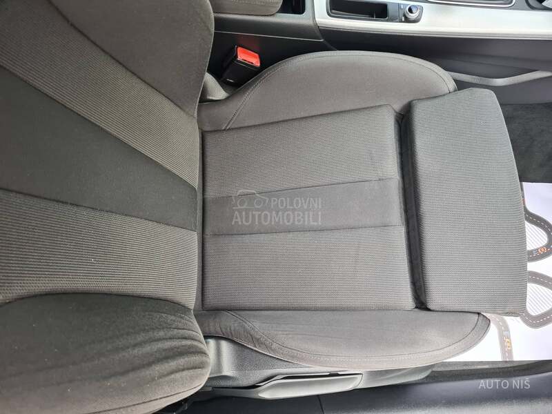 Audi A4 2.0 TDI PREMIUM