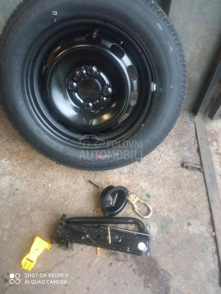 Dizalica kljuc i slepac