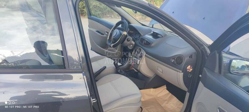 Renault Clio lll 1.2 16v