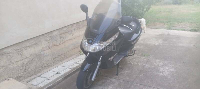 Piaggio x8