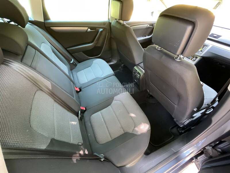 Volkswagen Passat B7 2.0 tdi highline