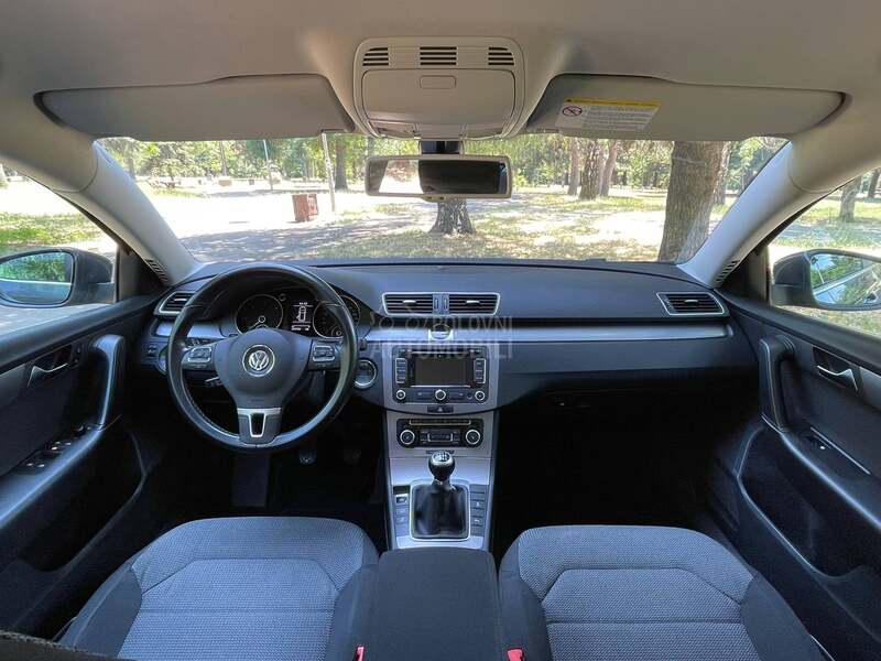 Volkswagen Passat B7 2.0 tdi highline