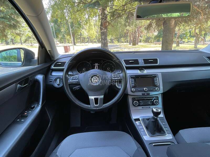 Volkswagen Passat B7 2.0 tdi highline