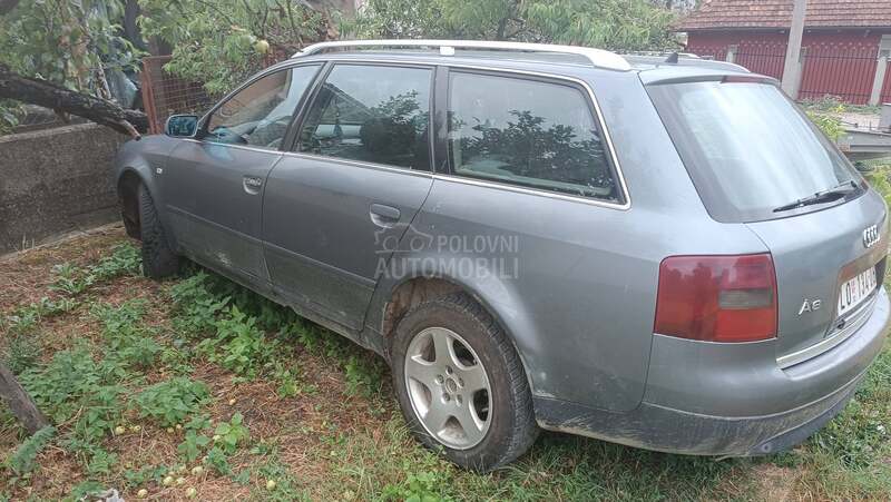 Audi A6 2.5 quattro 6b