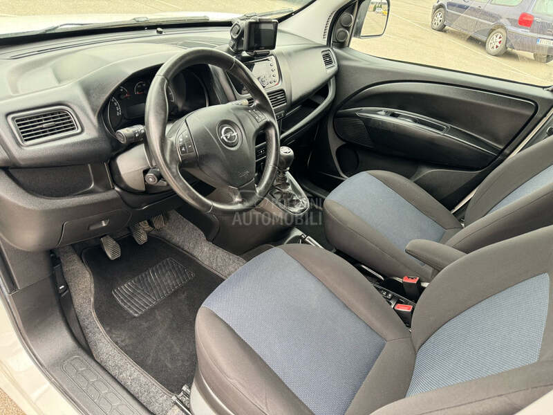 Opel Combo 2.0 CDTI 7 SED