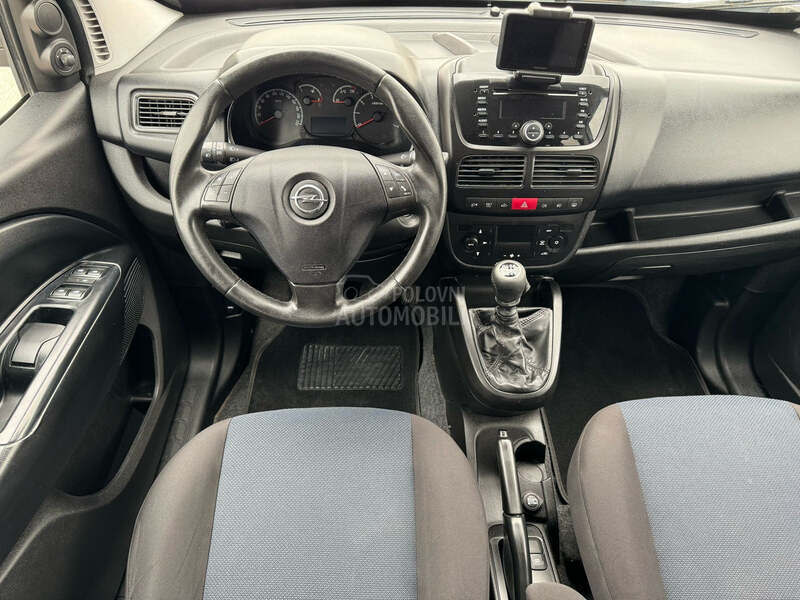 Opel Combo 2.0 CDTI 7 SED