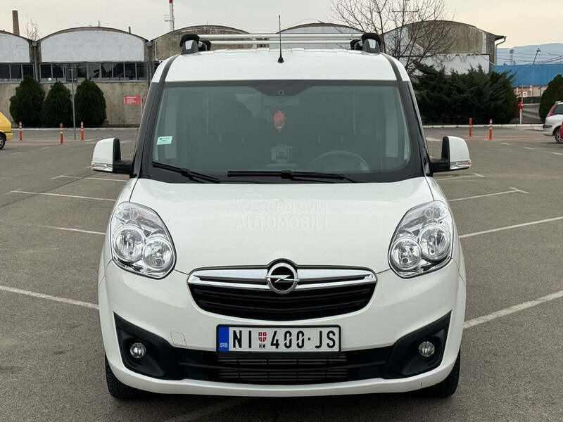 Opel Combo 2.0 CDTI 7 SED