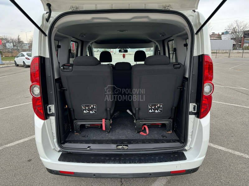 Opel Combo 2.0 CDTI 7 SED
