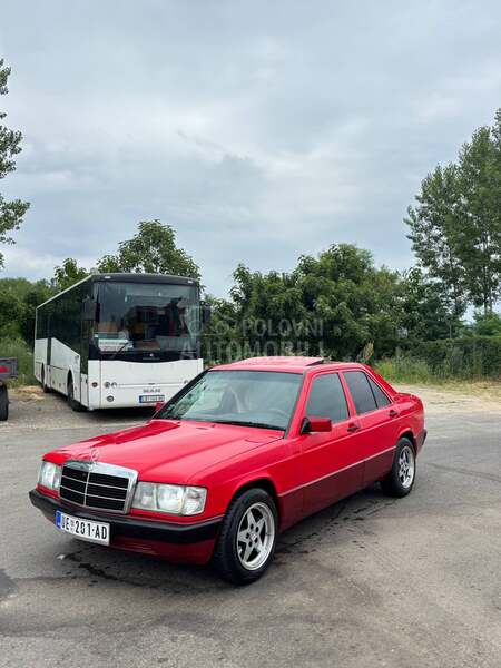 Mercedes Benz 190 