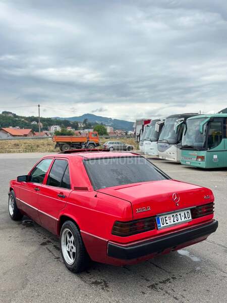 Mercedes Benz 190 
