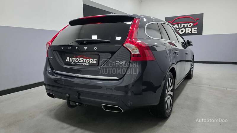 Volvo V60 2.4 Hybrid 25k reg