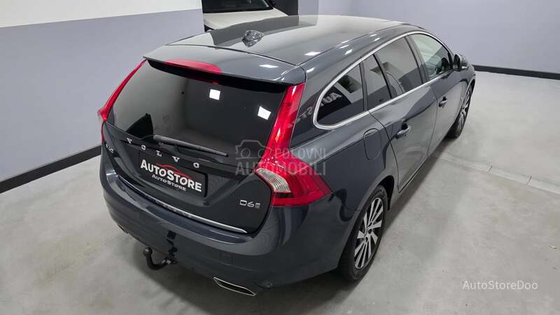 Volvo V60 2.4 Hybrid 25k reg