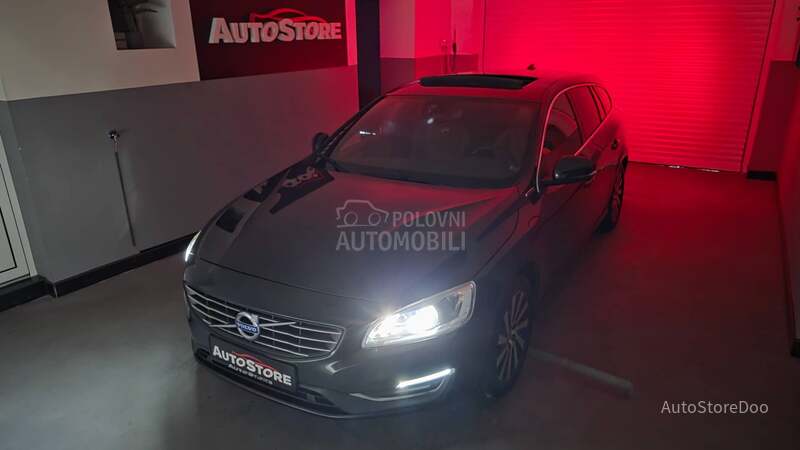 Volvo V60 2.4 Hybrid 25k reg
