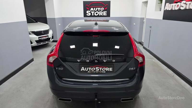 Volvo V60 2.4 Hybrid 25k reg
