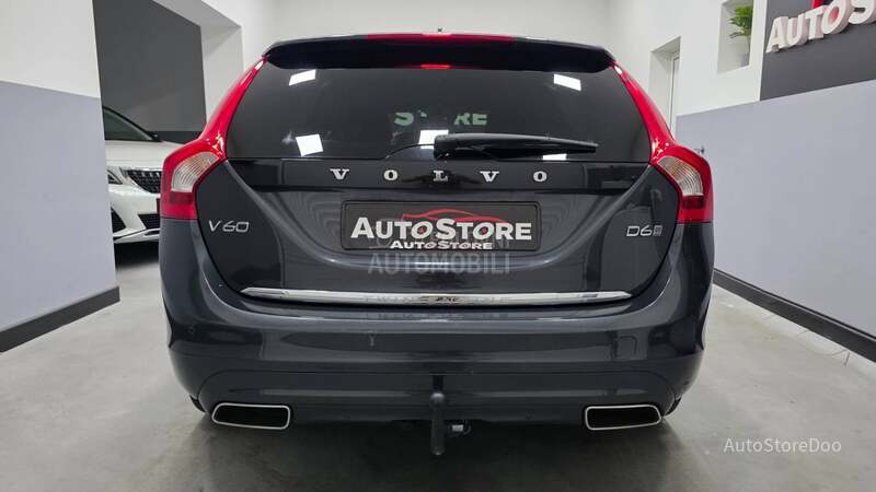 Volvo V60 2.4 Hybrid 25k reg
