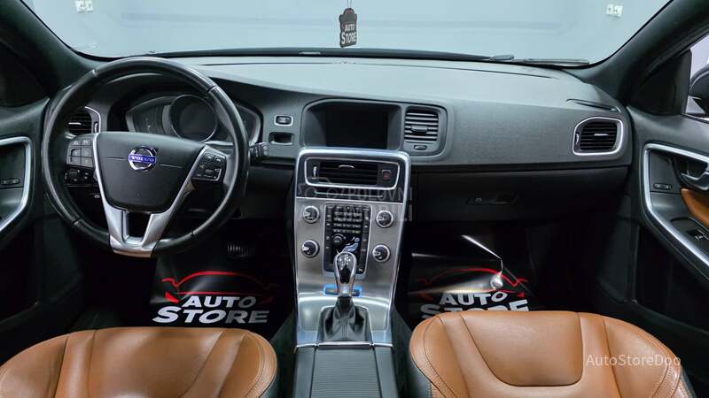 Volvo V60 2.4 Hybrid 25k reg
