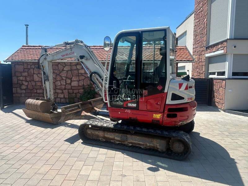 Takeuchi TB 260