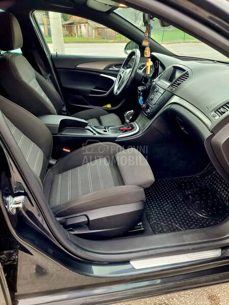 Opel Insignia OPC line