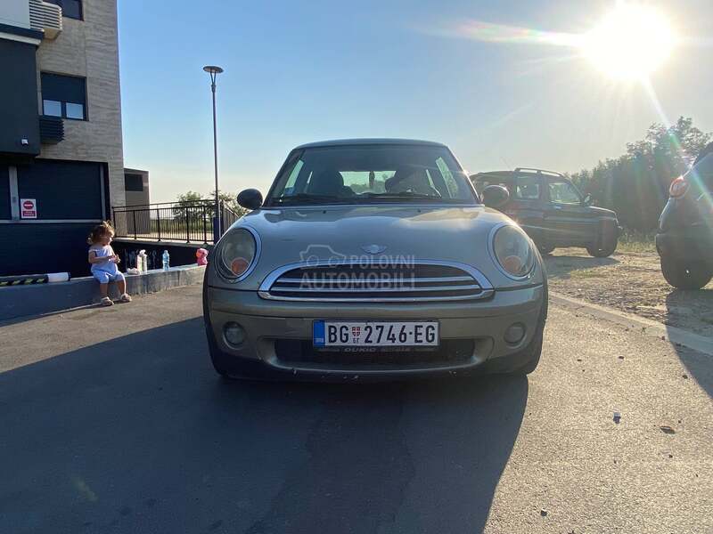 MINI One 