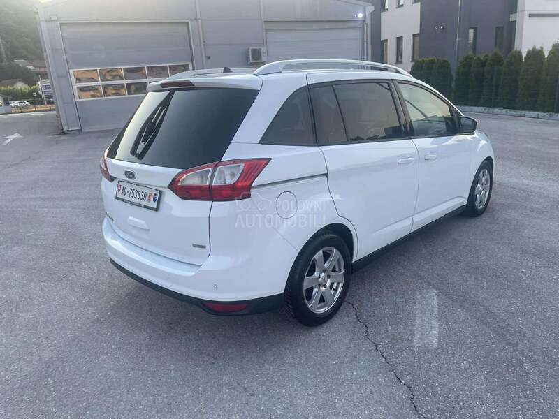 Ford C-Max 1.6 -  7 sedista