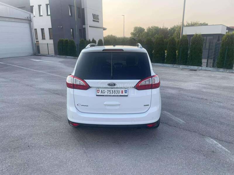 Ford C-Max 1.6 -  7 sedista
