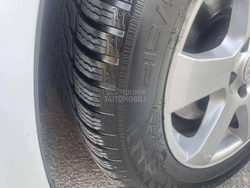 Ford C-Max 1.6 -  7 sedista