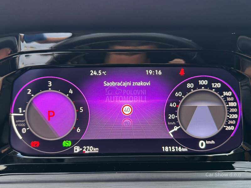 Volkswagen Golf 8 2.0TDI/STYLE