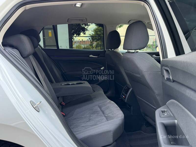 Volkswagen Golf 8 2.0TDI/STYLE