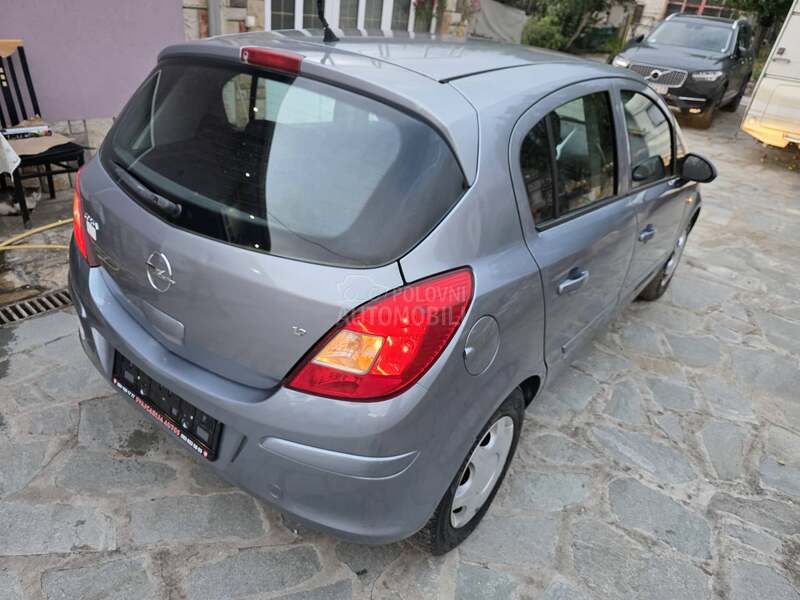 Opel Corsa D 1.2 Svajcarija